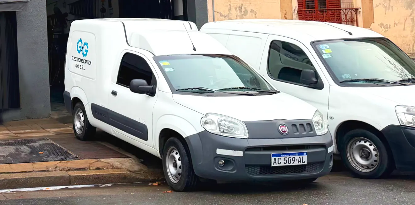 Vehículos propios de Electromecánica G&G